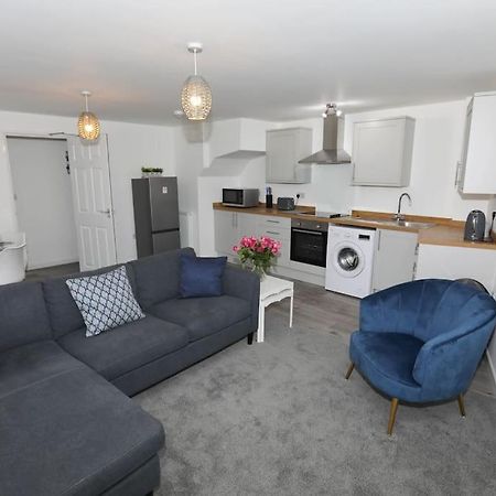 Exmouth - Apartment 1, Strand House - Modern 2 Bedroom Apartment, Perfect Location For Access To Beach & Town Centre - Sleeps 4 Guests - No Parking - Hosted By Rentmyhouse Esterno foto