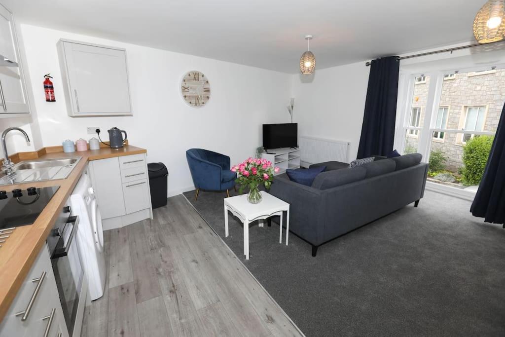 Exmouth - Apartment 1, Strand House - Modern 2 Bedroom Apartment, Perfect Location For Access To Beach & Town Centre - Sleeps 4 Guests - No Parking - Hosted By Rentmyhouse Esterno foto